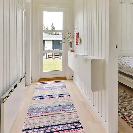 Hébergement de vacances Three-bedroom Holiday In *