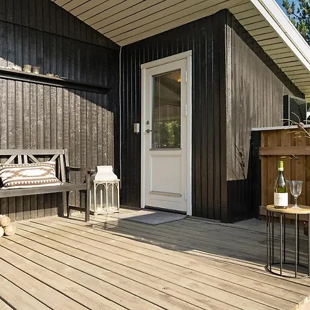 Hébergement de vacances Three-bedroom Holiday In